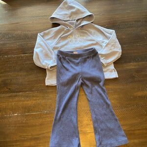 Old Navy flare pants outfit